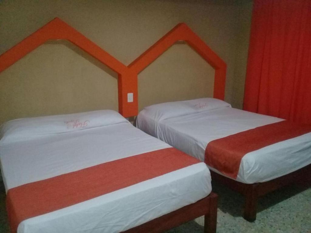 Hotel Lupita Acapulco Buitenkant foto