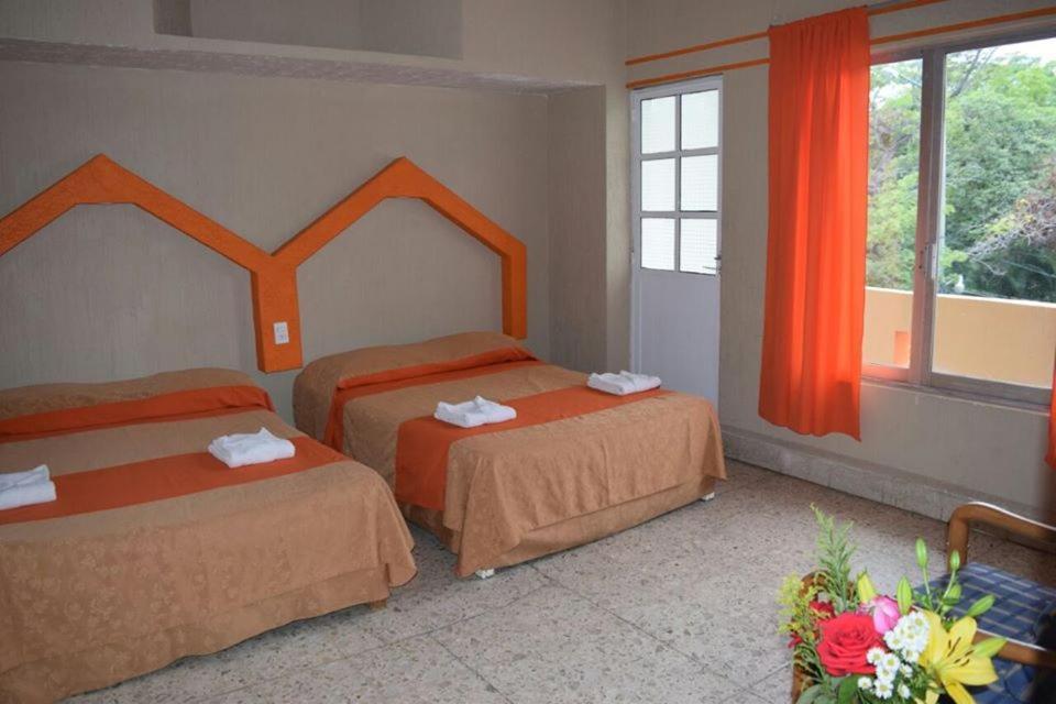 Hotel Lupita Acapulco Buitenkant foto